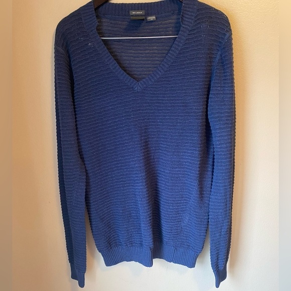 Armani Exchange 100% Linen Ribbed V Neck Sweater - Picture 2 of 9